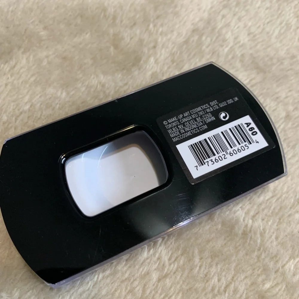 Mac Cosmetics True or False Lashes 87 Maximalist Lash BNIB - Picture 9 of 10